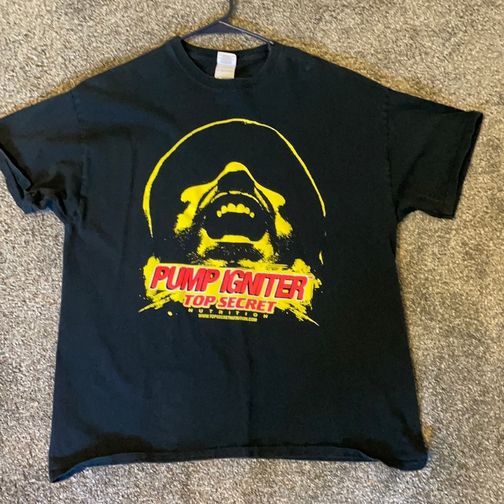 Gildan pump igniter tee